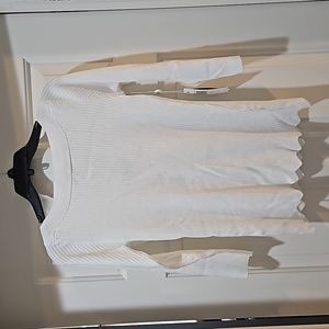 NWT Evolution by Cypress Quinley Sleeve Detail fitted sweater